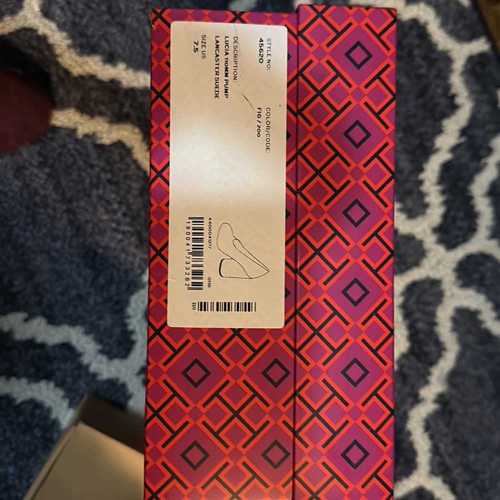 NIB never worn plum suede Tory Burch shoes size 7.5 - Picture 3 of 7